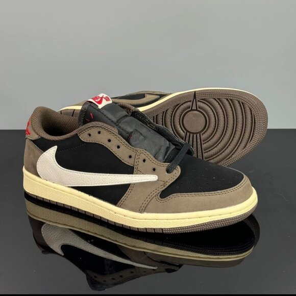 Travis Scott X Air Jordan 1 Retros Low OG Mocha - Picture 1 of 9
